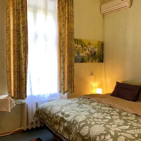 In The Heart Of Odessa: Velyka Arnautska St. 85 Одесса