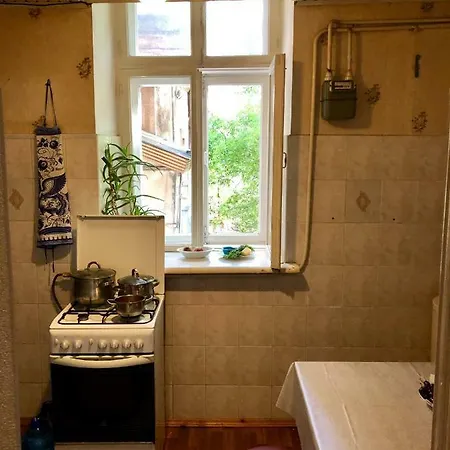 In The Heart Of Odessa: Velyka Arnautska St. 85 Апартаменты Одесса